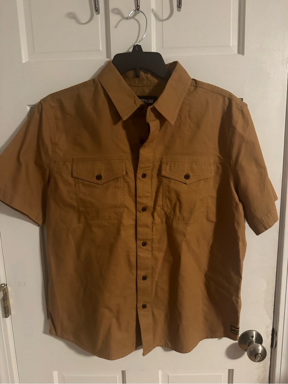 Caterpillar Men's Work Shirt Short Sleeve Tan Size Large Button Up NWT